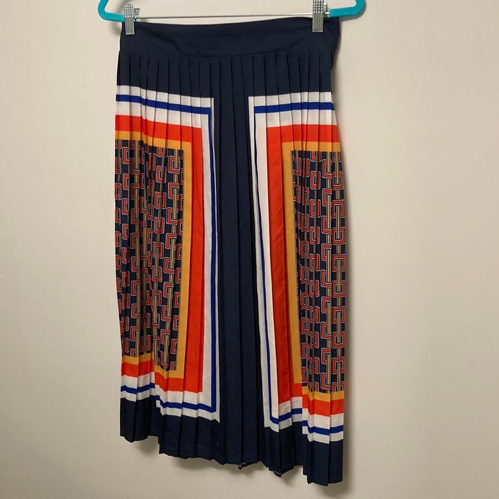 European pleated skirt